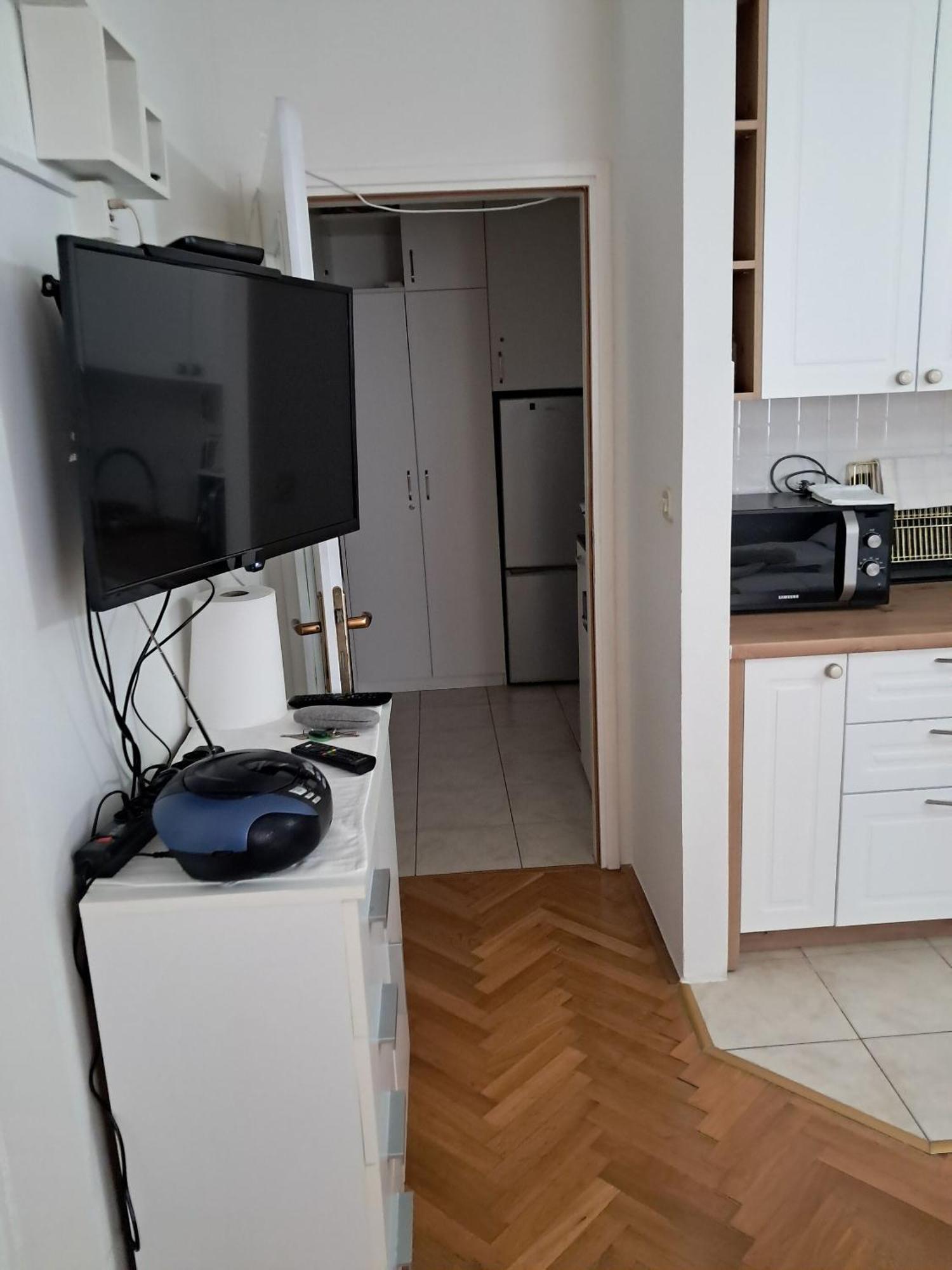 Apartment Studenka Makarska Bagian luar foto
